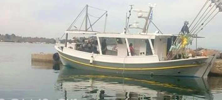 Σπάνιες εικόνες: Δείτε τον πρώτο «χρυσό μπακαλιάρο» που έχει πιαστεί ποτέ στην Ελλάδα